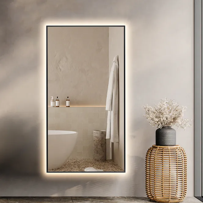 Hovedbilde Badnor Saga baderomsspeil (150x80cm) m/lys og sort ramme